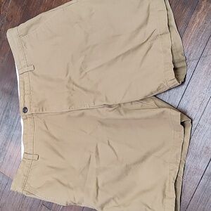 Dockers Men's Khaki Flat Front Shorts
